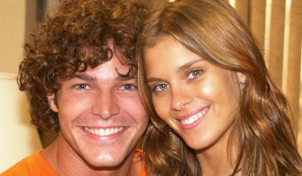 Erik Marmo e Carolina Dieckmann em Mulheres Apaixonadas (Foto: TV Globo)