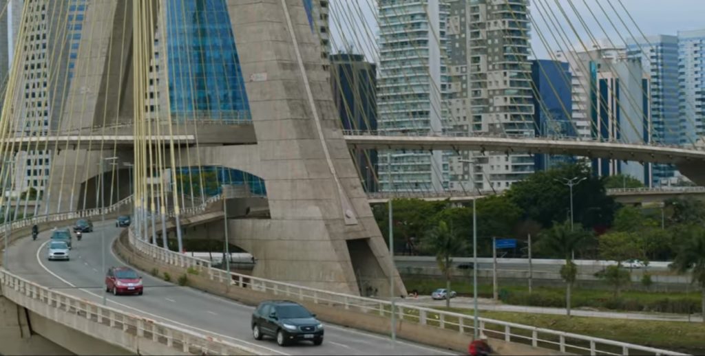 Ponte Estaiada, em São Paulo, mostrada na série Bom Dia, Verônica