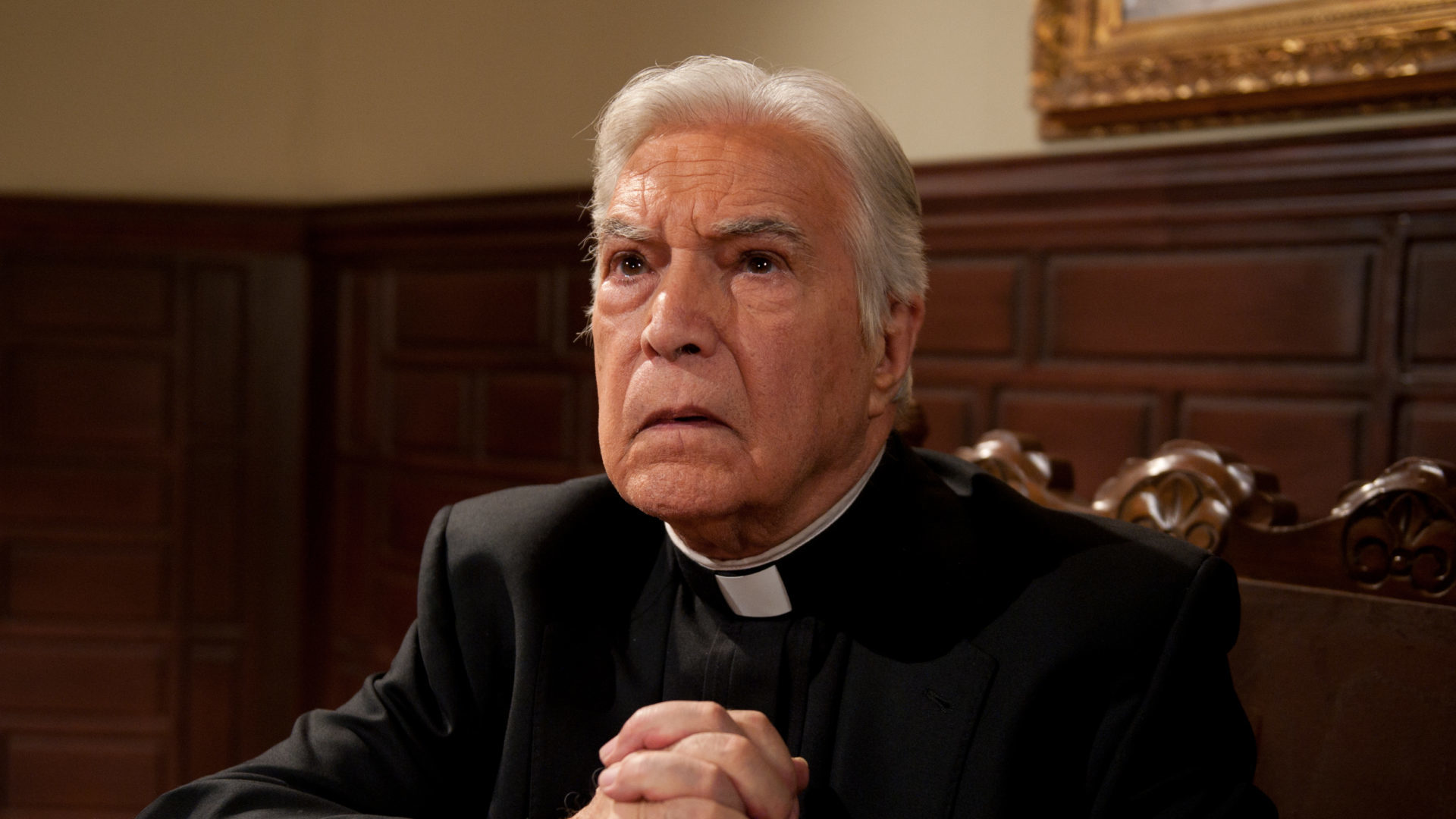 Gustavo Rojo como padre Jerônimo em Triunfo do Amor (Divulgação / SBT)