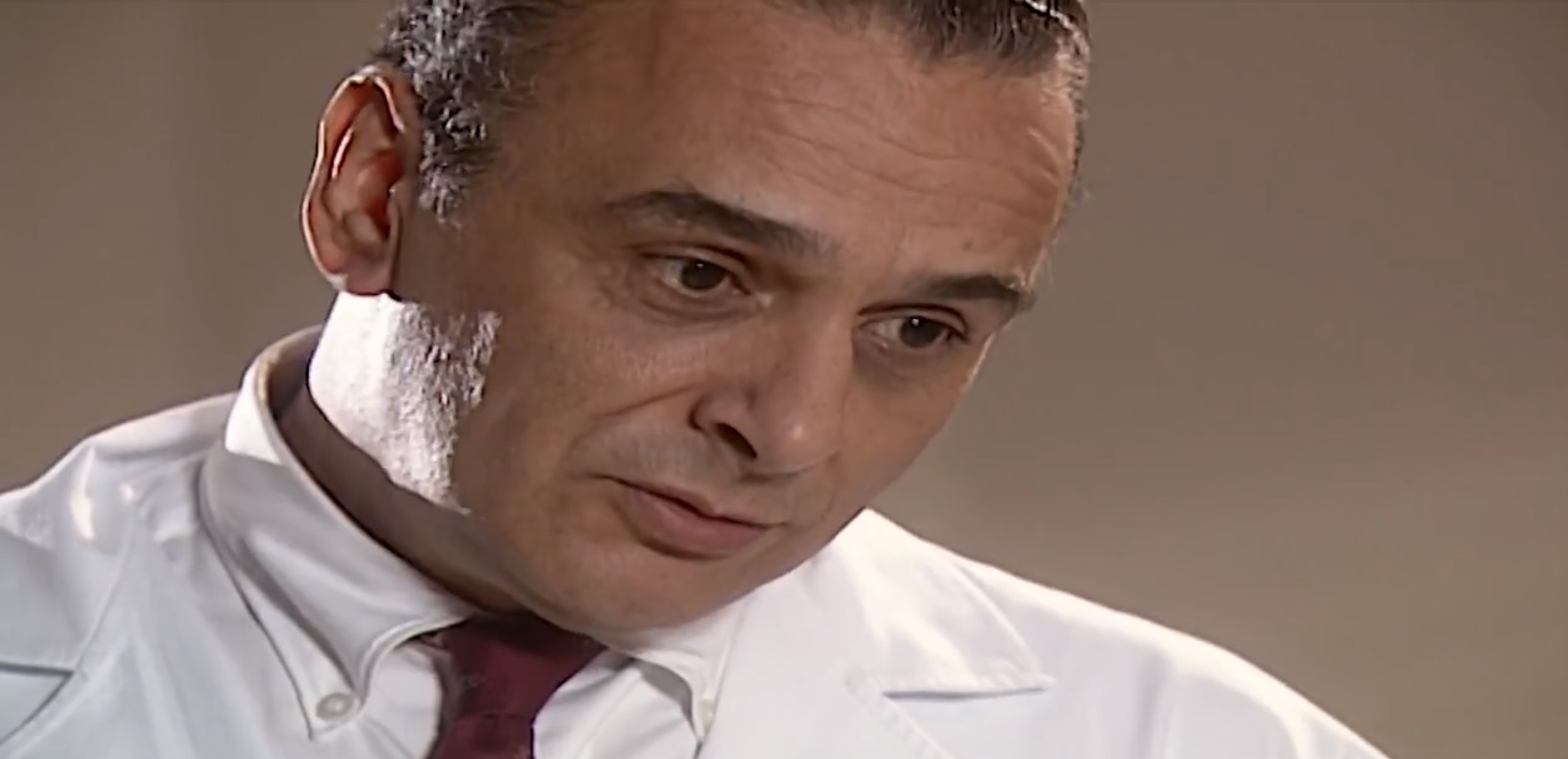 Doutor César (Luiz Baccelli) de Laços de Família