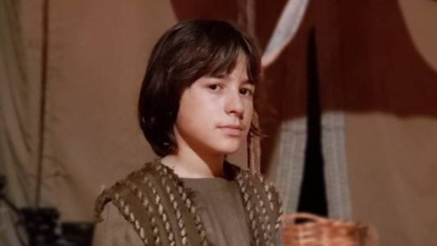 Rafael Sun como Abrão em Gênesis (Divulgação)
