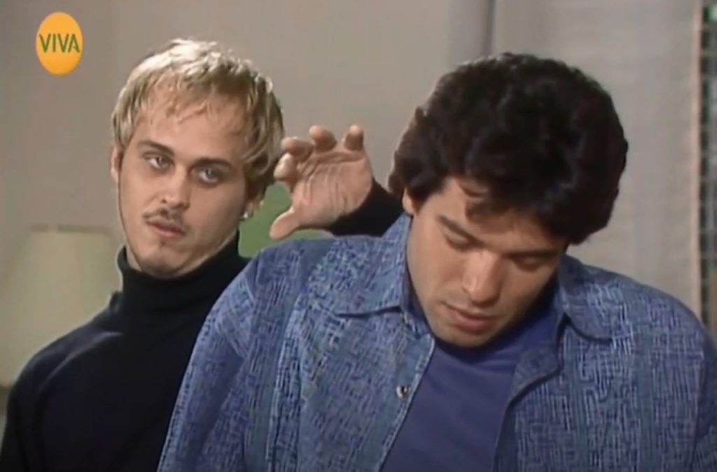 Guilherme Fontes (Alexandre) e Mauricio Mattar (Téo) em cena de A Viagem (Reprodução: Globo)