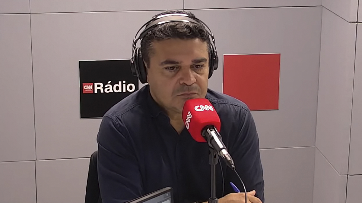 Roberto Nonato, apresentador da CNN Rádio