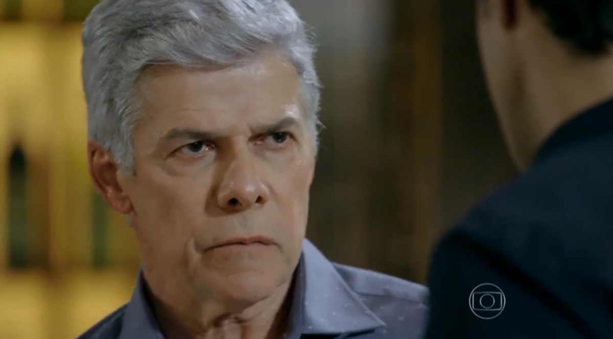 José Mayer interpreta Cláudio em Império (Reprodução: Globo)
