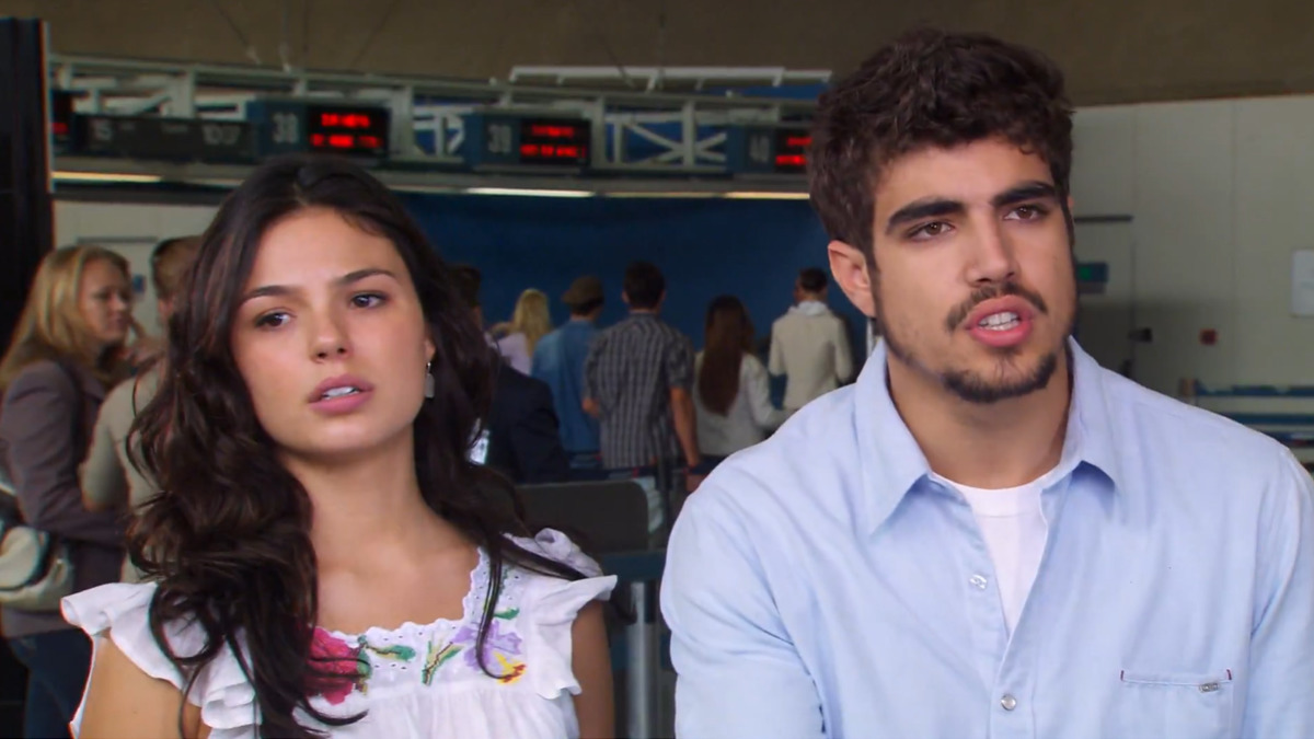 Marcela (Isis Valverde) e Edgar (Caio Castro) em Ti Ti Ti (Reprodução/Globo)