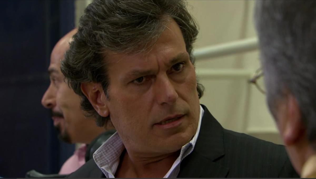 Guillermo García Cantú interpreta Guilherme em Triunfo do Amor (Reprodução: Televisa S.A.)