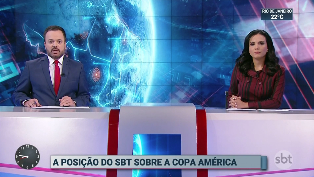 Marcelo Torres e Márcia Dantas leem posicionamento do SBT sobre a Copa América