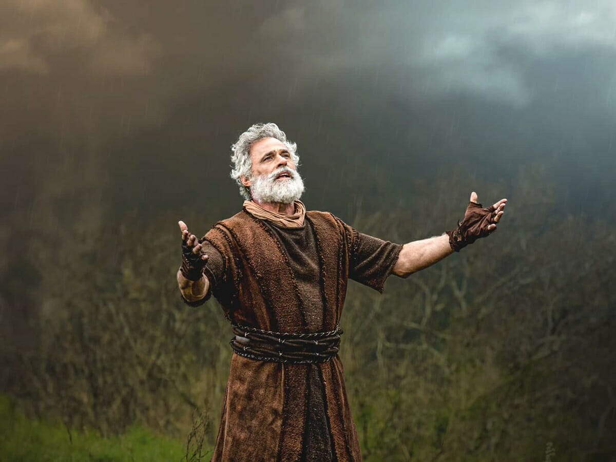 Oscar Magrini interpreta Noé em Gênesis (Reprodução: Record TV)