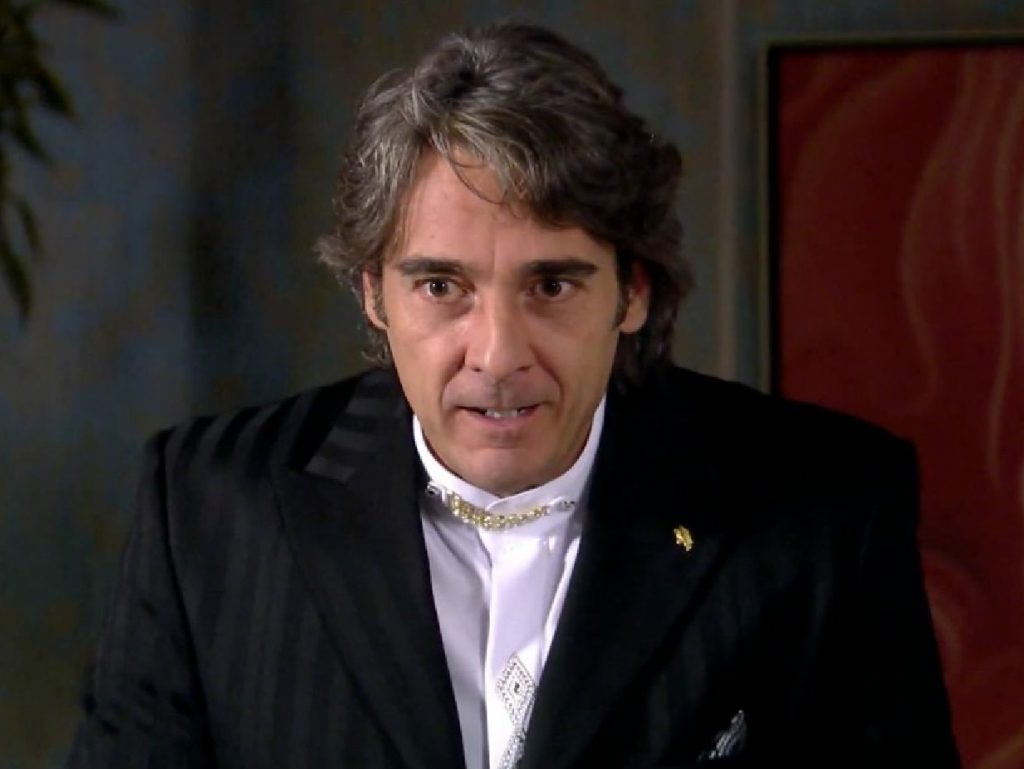 Jacques Leclair (Alexandre Borges) em Ti-Ti-Ti (Reprodução/Globo)