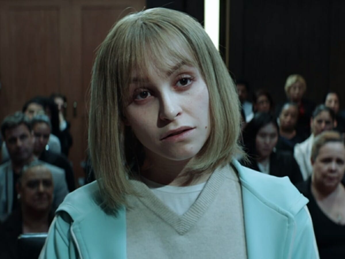 Carlaz Diaz como Suzane von Richthofen no filme A Menina que Matou os Pais (Reprodução/Amazon Prime Vídeo)