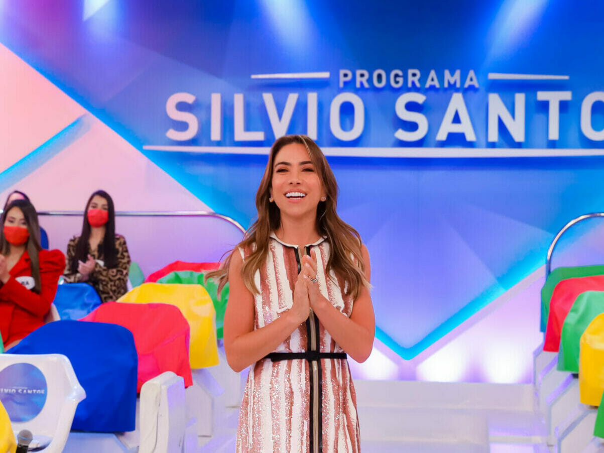 Patrícia Abravanel no comando do Programa Silvio Santos (Gabriel Cardoso/SBT)