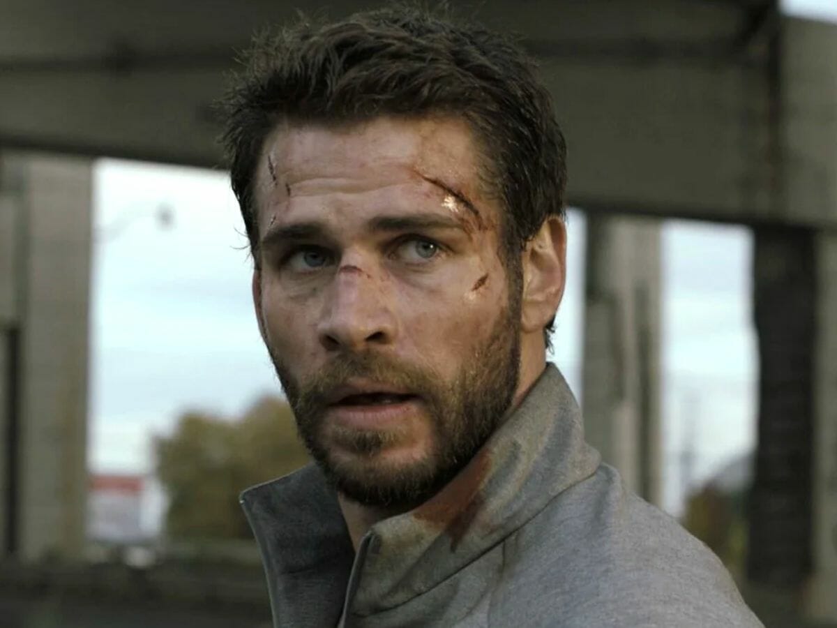 Liam Hemsworth em cena da 1ª temporada de Most Dangerous Game