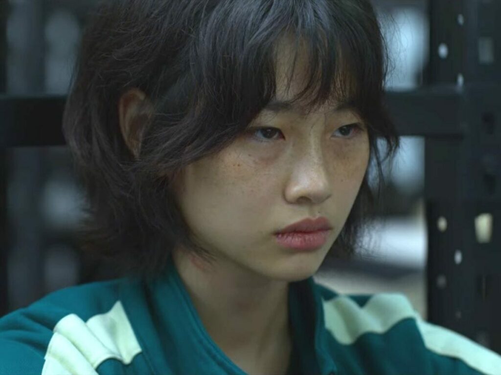Jung Ho-yeon em cena da série Round 6