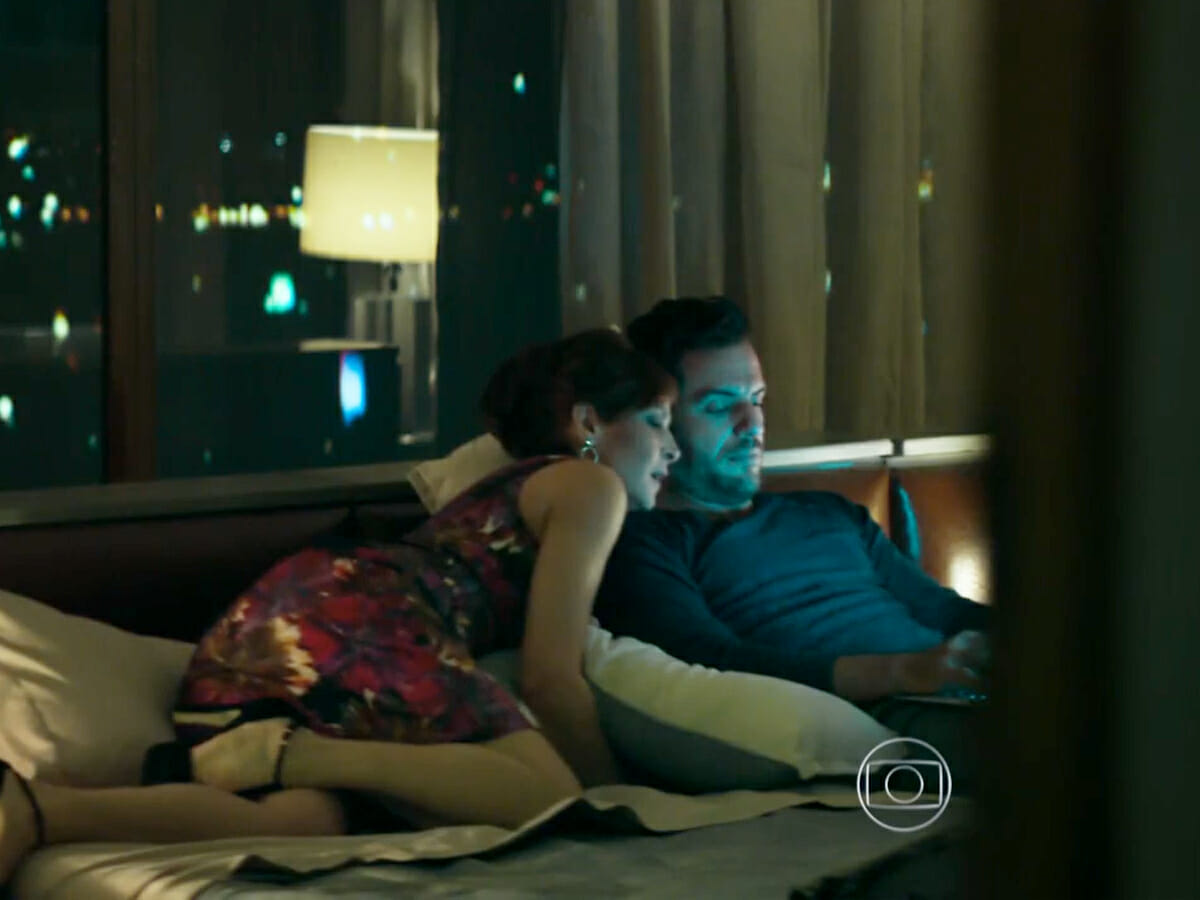 Carolina (Drica Moraes) e Alex (Rodrigo Lombardi) em Verdades Secretas