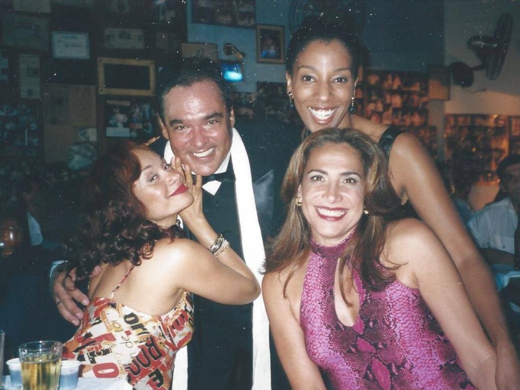 Tania Alves, Roberto Bonfim, Adriana Lessa e Totia Meirelles em O Clone (Reprodução)