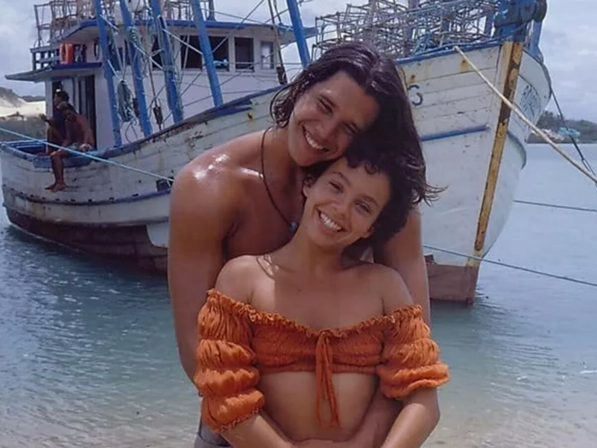 Marcio Garcia e Carla Marins em Tropicaliente (Reprodução/Globo)