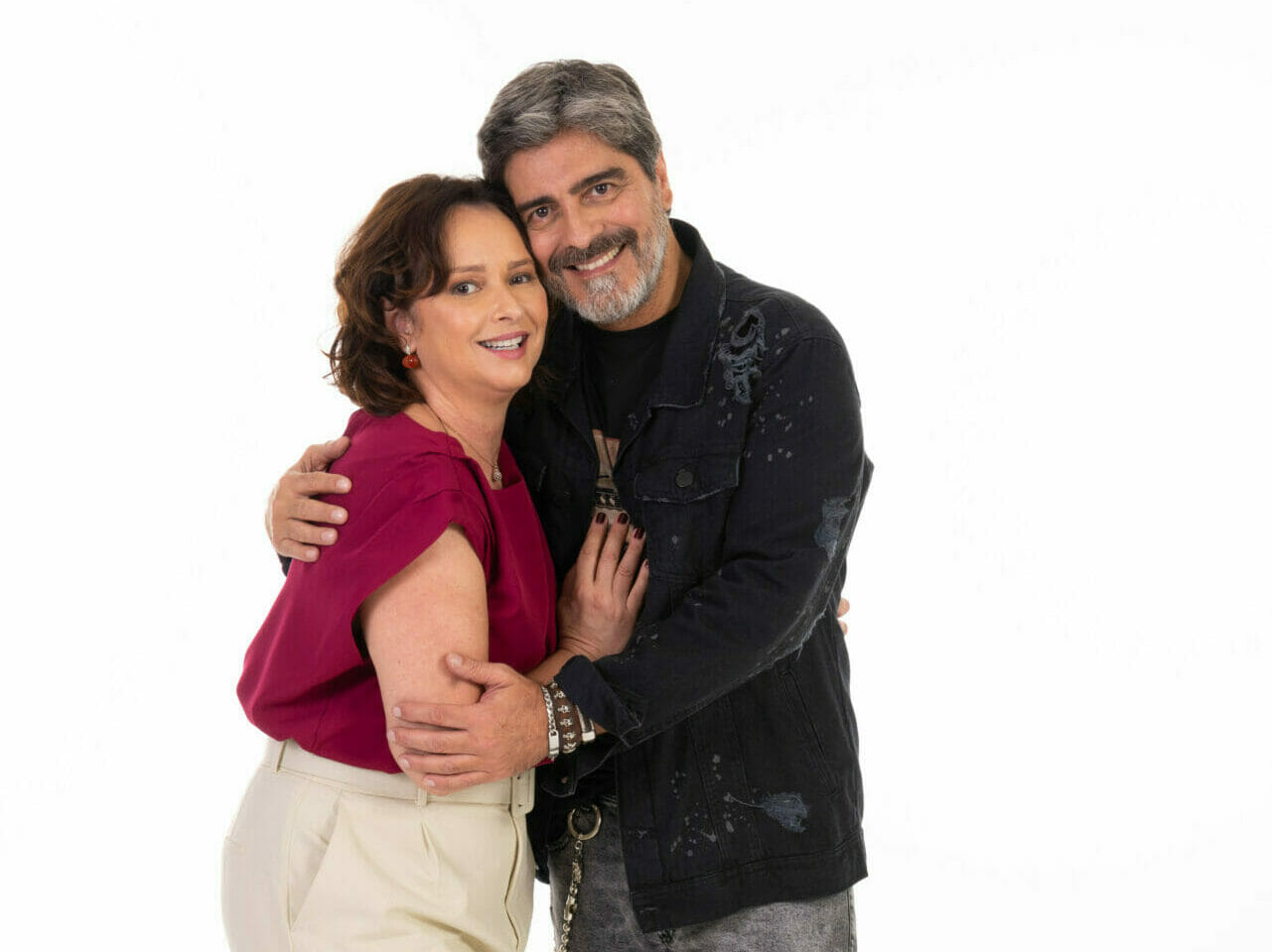 Ruth (Myrian Rios) e Renato (Junno Andrade) em Poliana Moça