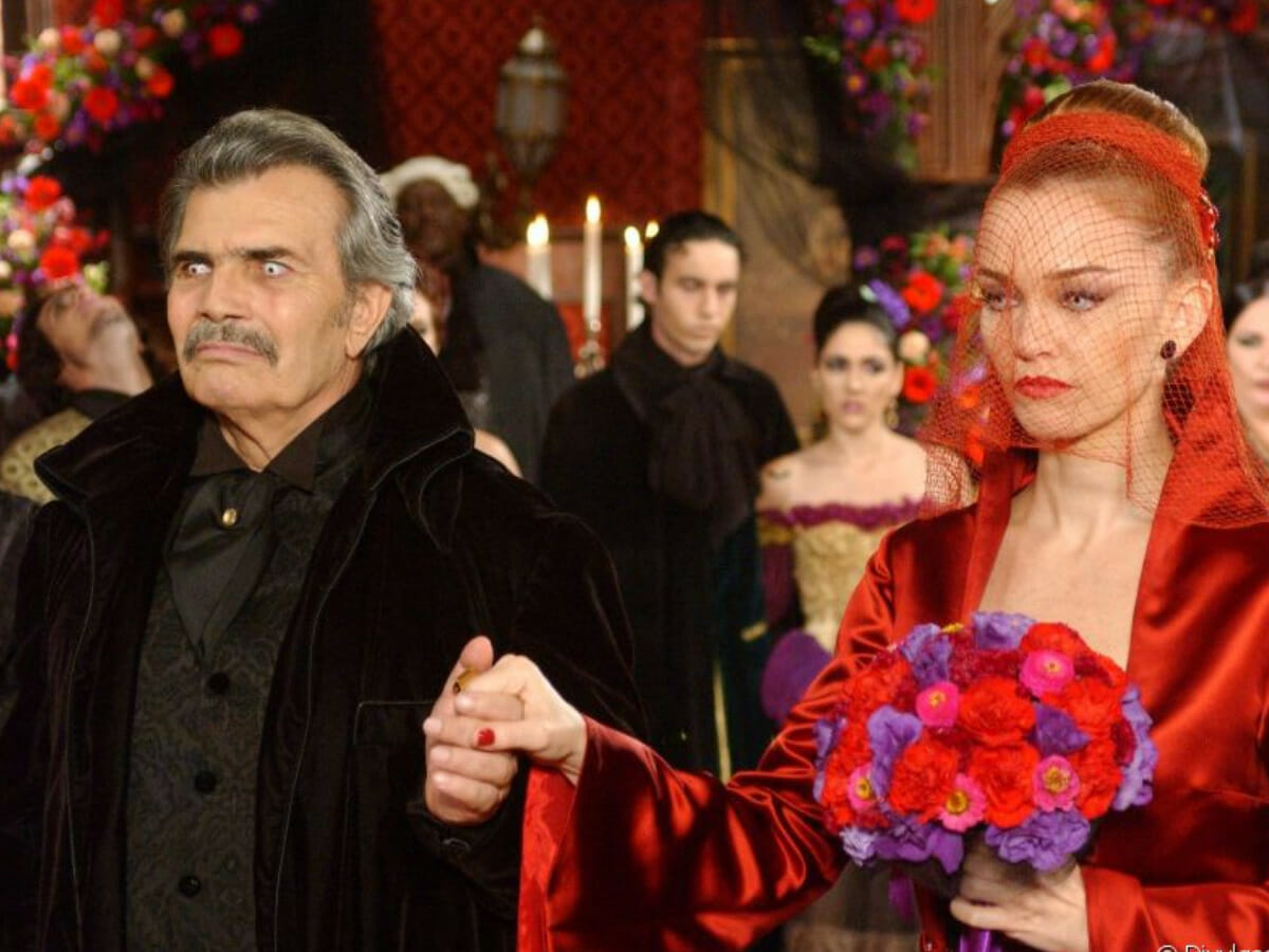 Tarcísio Meira e Júlia Lemmertz em O Beijo do Vampiro - ator faleceu em 2021 (Divulgação)