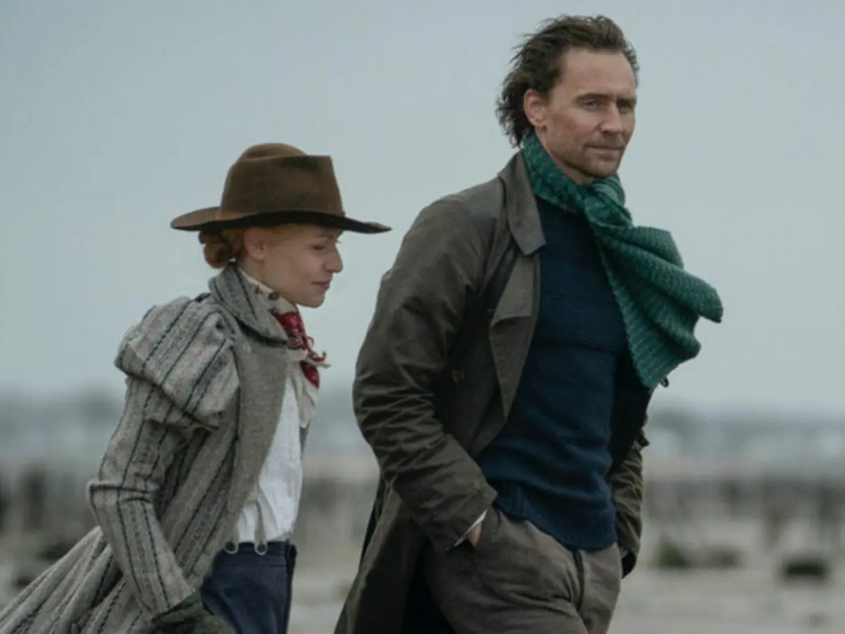Claire Danes e Tom Hiddleston em cena de The Essex Serpent