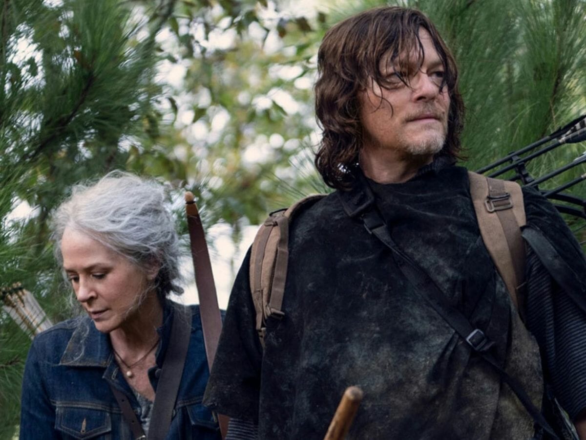 Melissa McBride e Norman Reedus em The Walking Dead; dupla será protagonista de spin-off