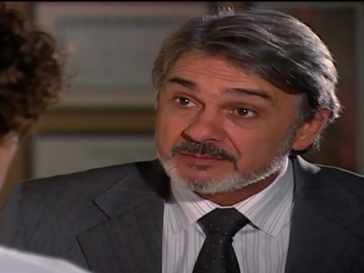 Nestor (Zé Carlos Machado) em Páginas da Vida