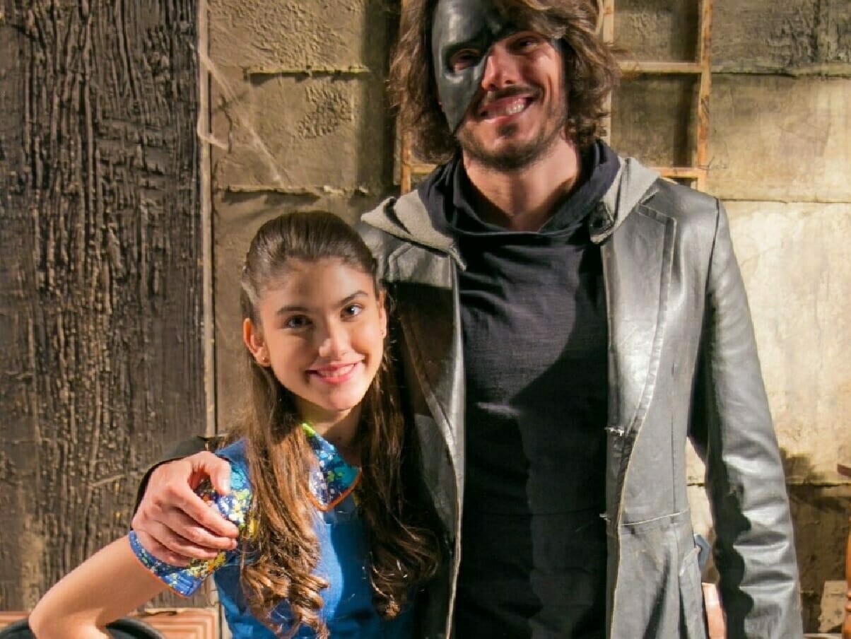 Giovanna Grígio e Daniel Andrade como Mili e Miguel, no remake mais recente de Chiquititas
