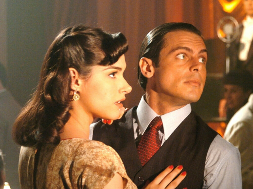 Dalila (Fernanda Machado) e Raul (Luigi Baricelli) em Alma Gêmea (Divulgação Globo)