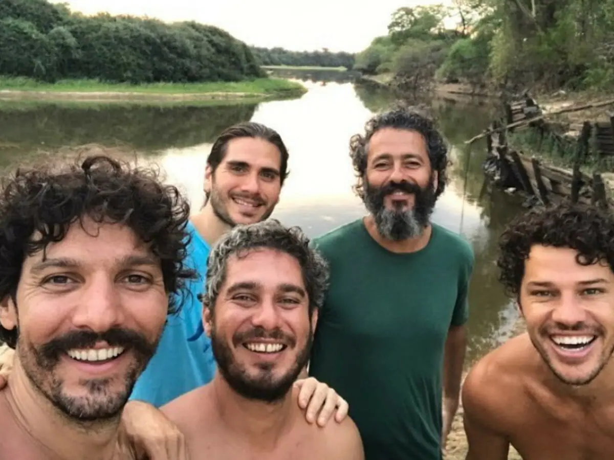 Tibério (Guito), Trindade (Gabriel Sater), José Leôncio (Marcos Palmeira) e Tadeu (José Loreto) em Pantanal