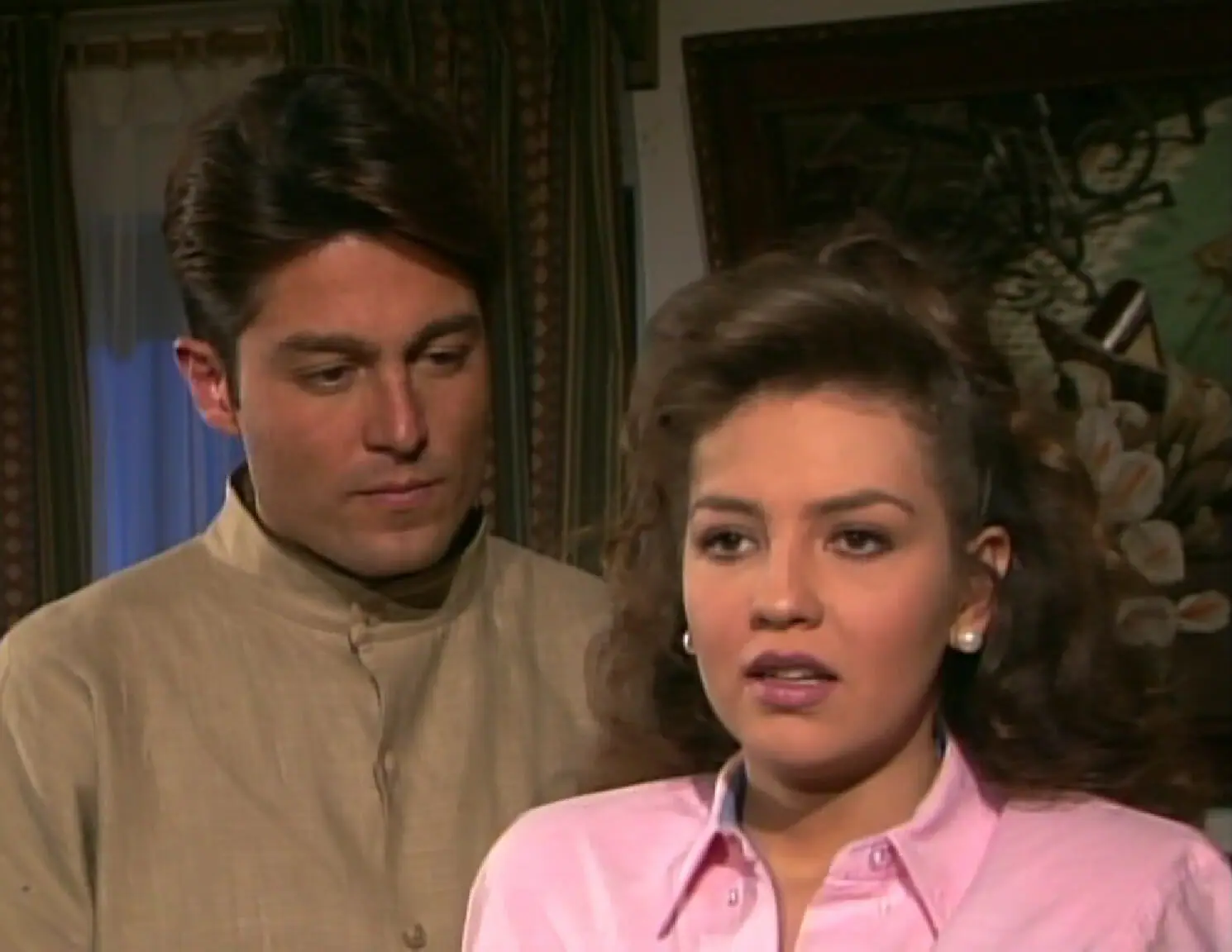 Ádrian (Fernando Colunga) e Marimar (Thalía) na novela Marimar