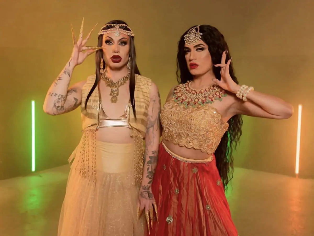 Grag Queen e Rani Kohenur no clipe Brazindia