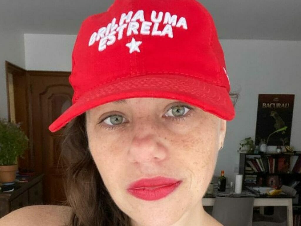 Karine Teles apoia Lula