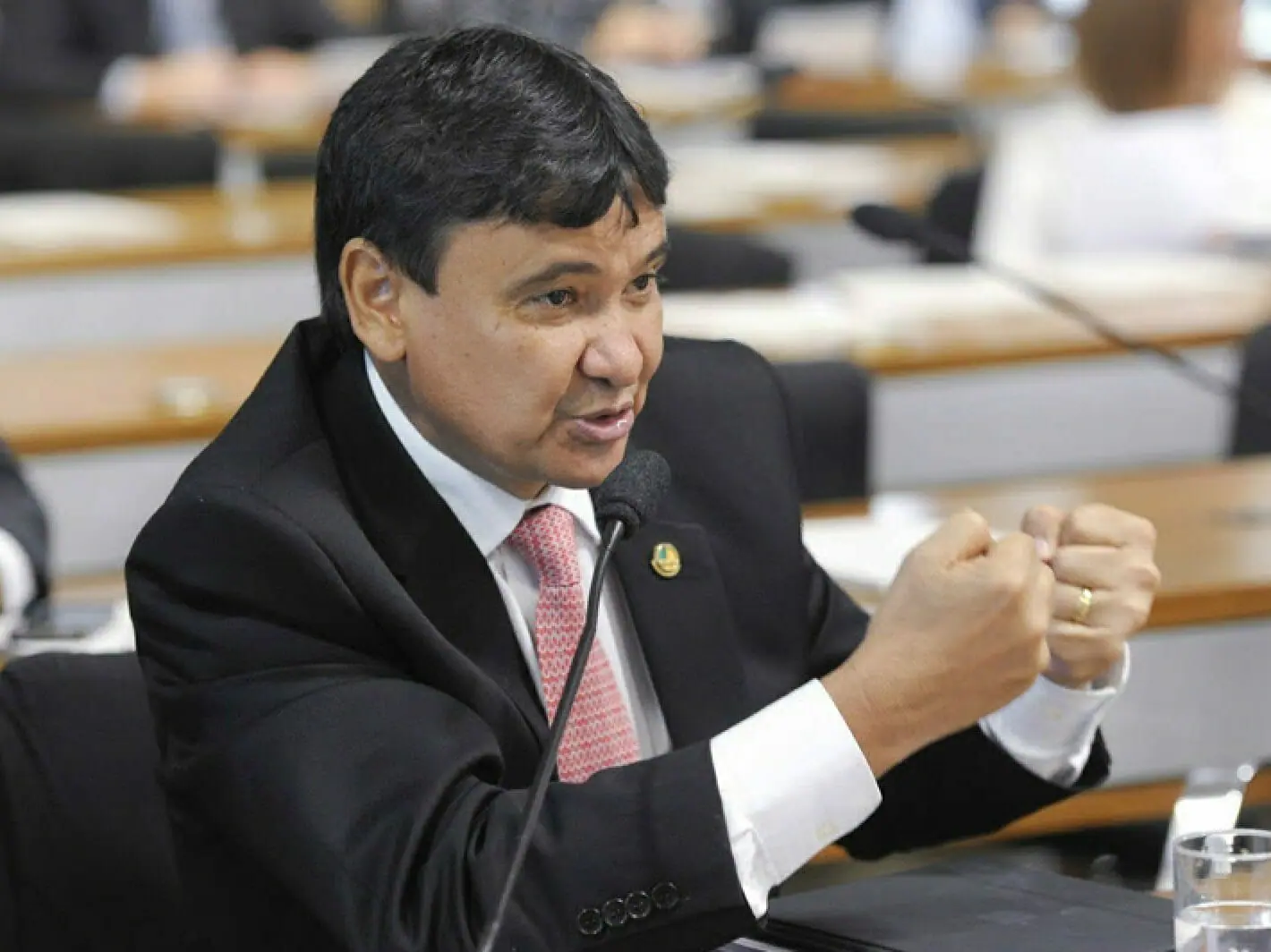 O senador Wellington Dias, coordenador de Orçamento da equipe de transição de Lula