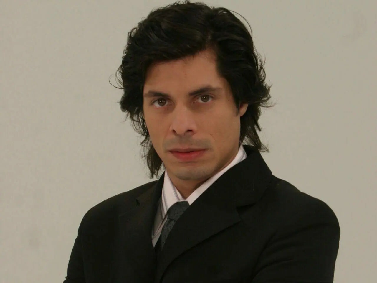 Dario (Daniel Alvim) em Cristal