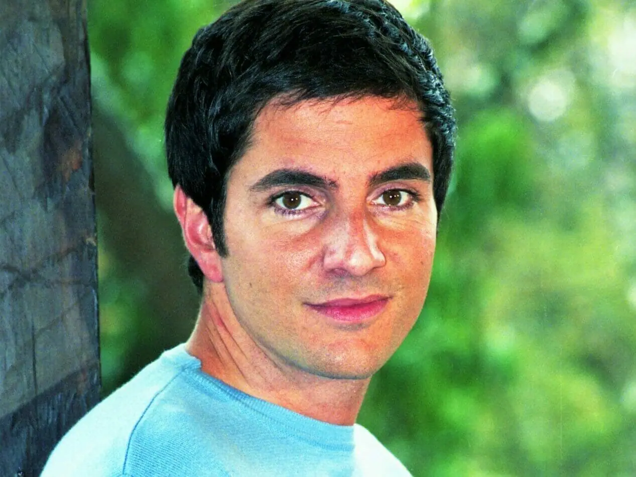 Alberto (Rodrigo Veronese) em Pequena Travessa