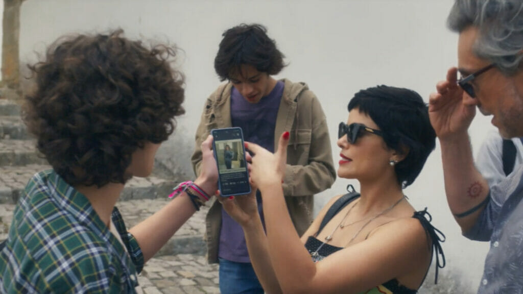 Leonor (Vanessa Giácomo), Stenio (Alexandre Nero) e Rudá (Guilherme Cabral) em Travessia