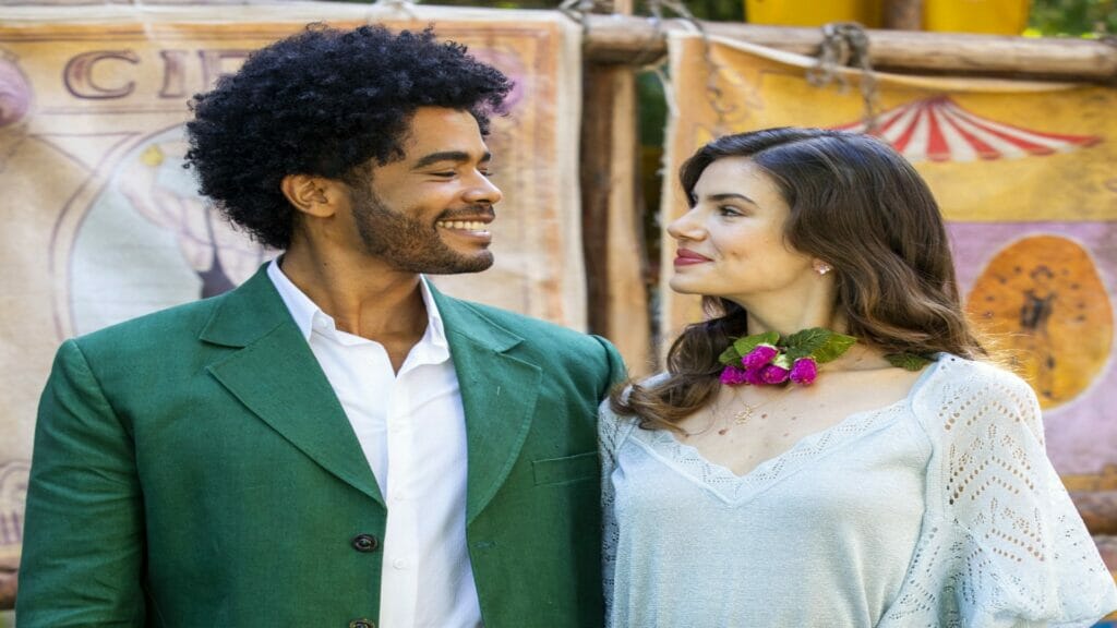 Orlando (Diogo Almeida) e Marê (Camila Queiroz) na novela Amor Parfeito
