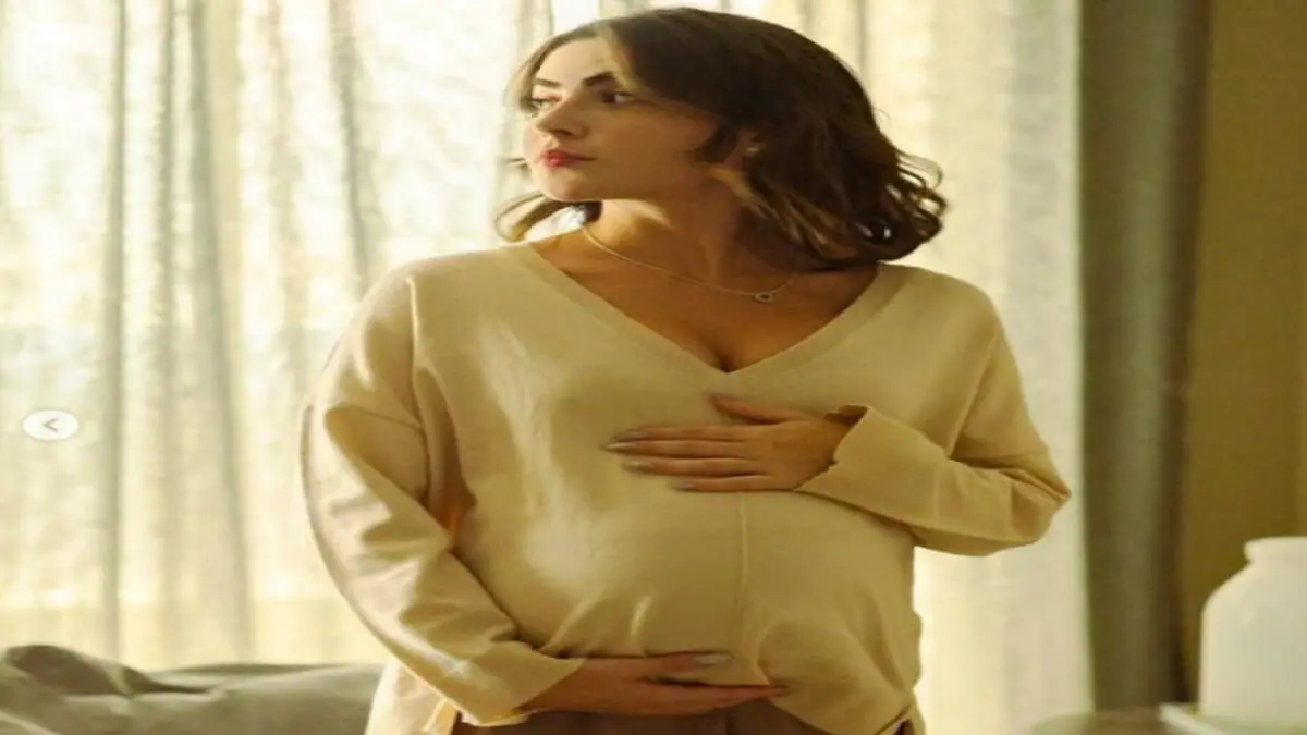 Chiara (Jade Picon) aparece com barrigão de grávida nos últimos capítulos de Travessia