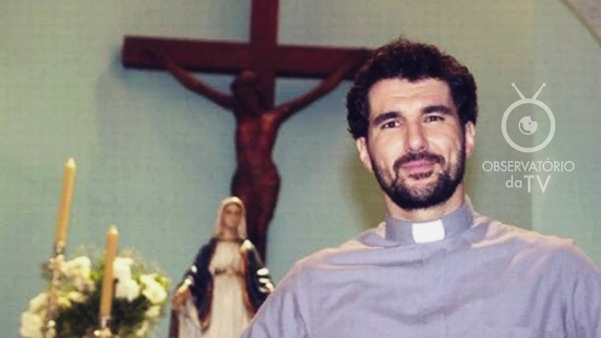 Padre Pedro (Nicola Siri) em Mulheres Apaixonadas