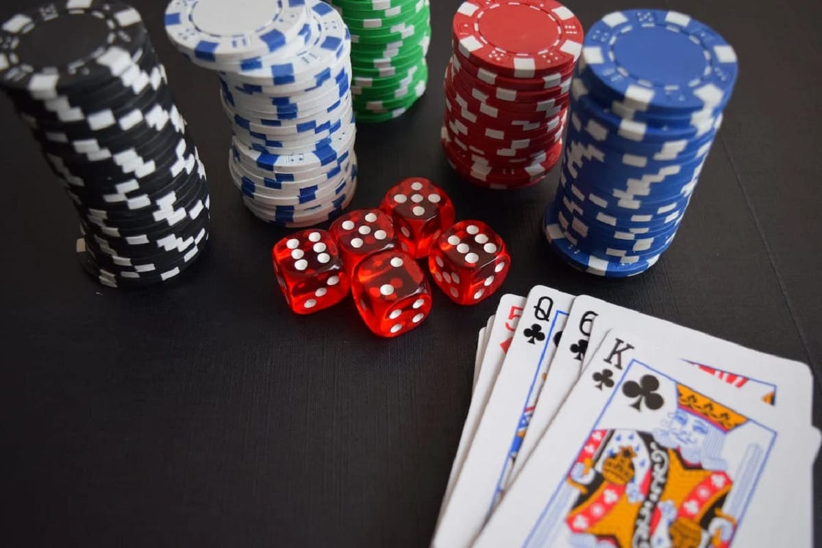Como Jogar poker Online: Fique Por Dentro das Regras e Estratégias