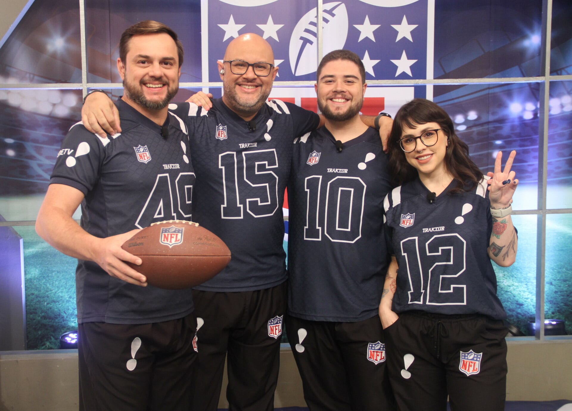 Equipe da RedeTV! no Super Bowl