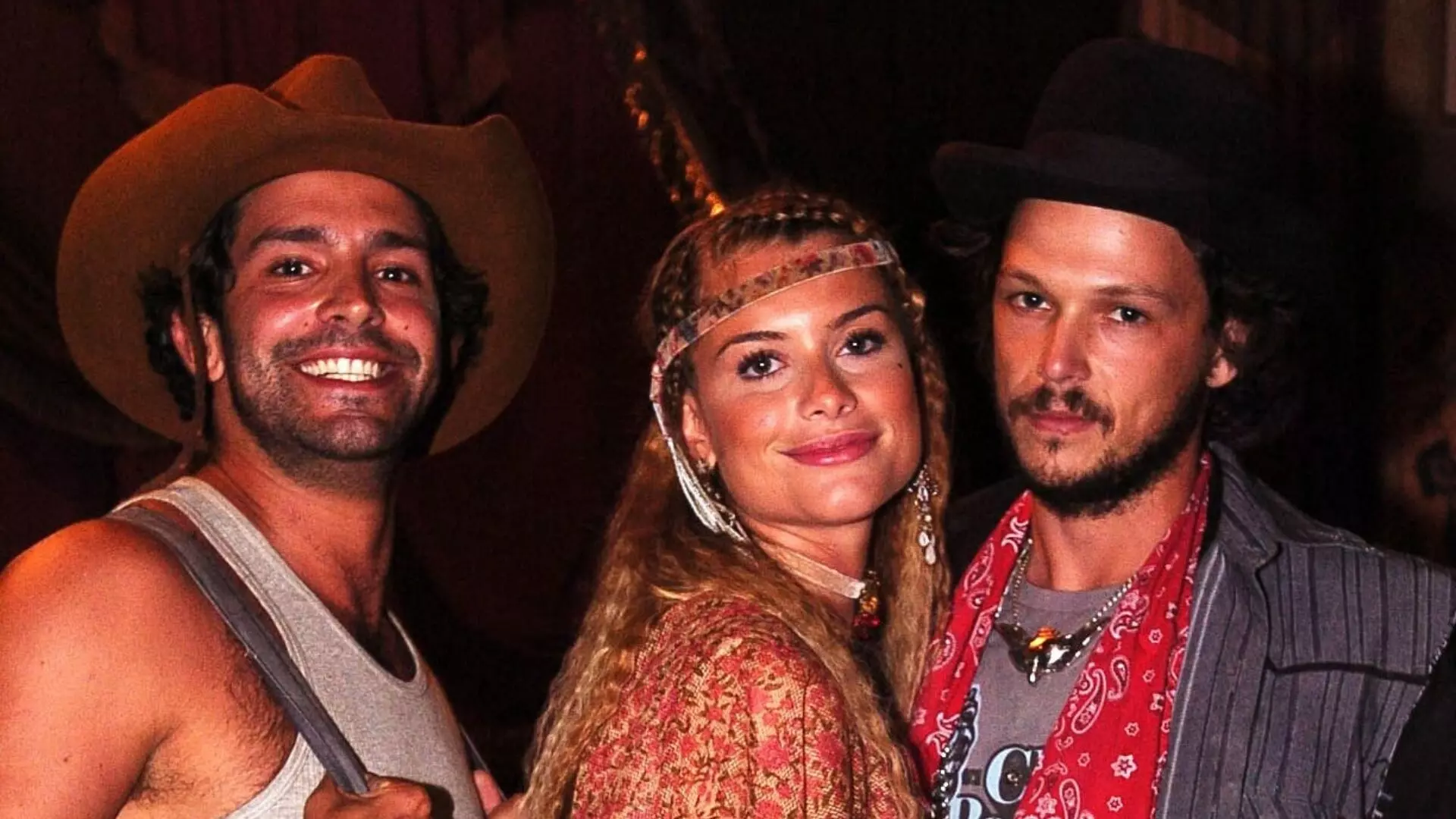 Iran Malfitano, Alinne Moraes e Guilherme Berenguer em Bang Bang